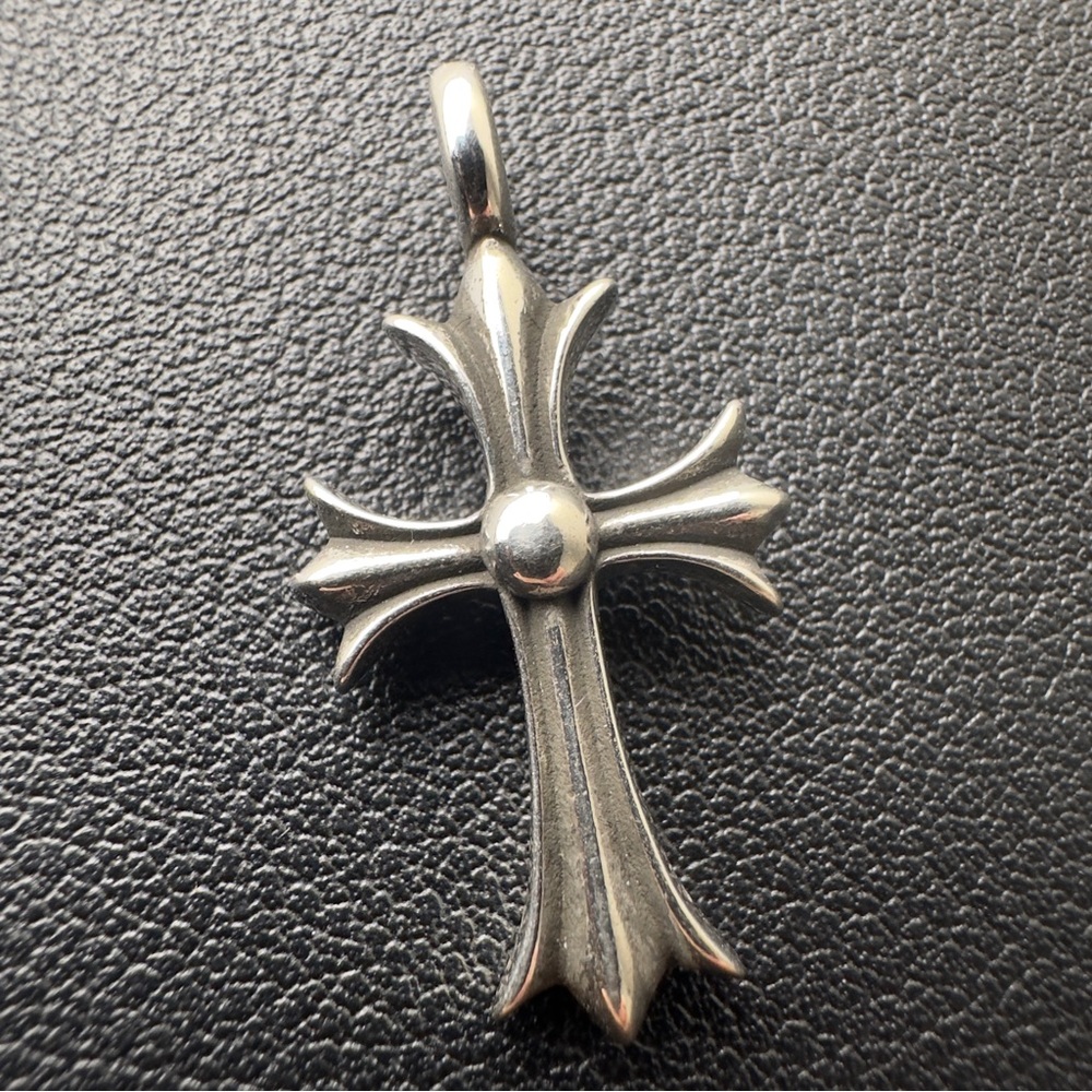 Chrome Hearts Silver Tiny Fat Cross Ruby Pave Pen… - image 8